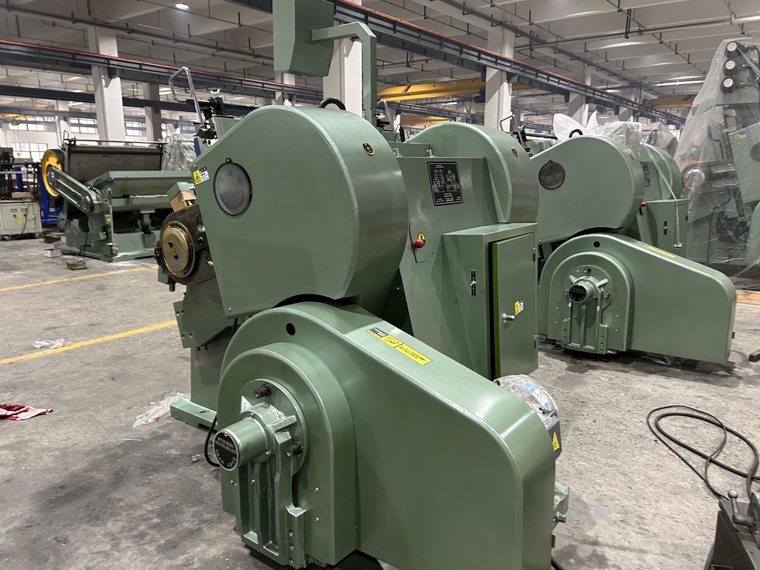 750 mm Max. Maszyna do cięcia cienką o szerokości roboczej dla wyrobów papierniczych